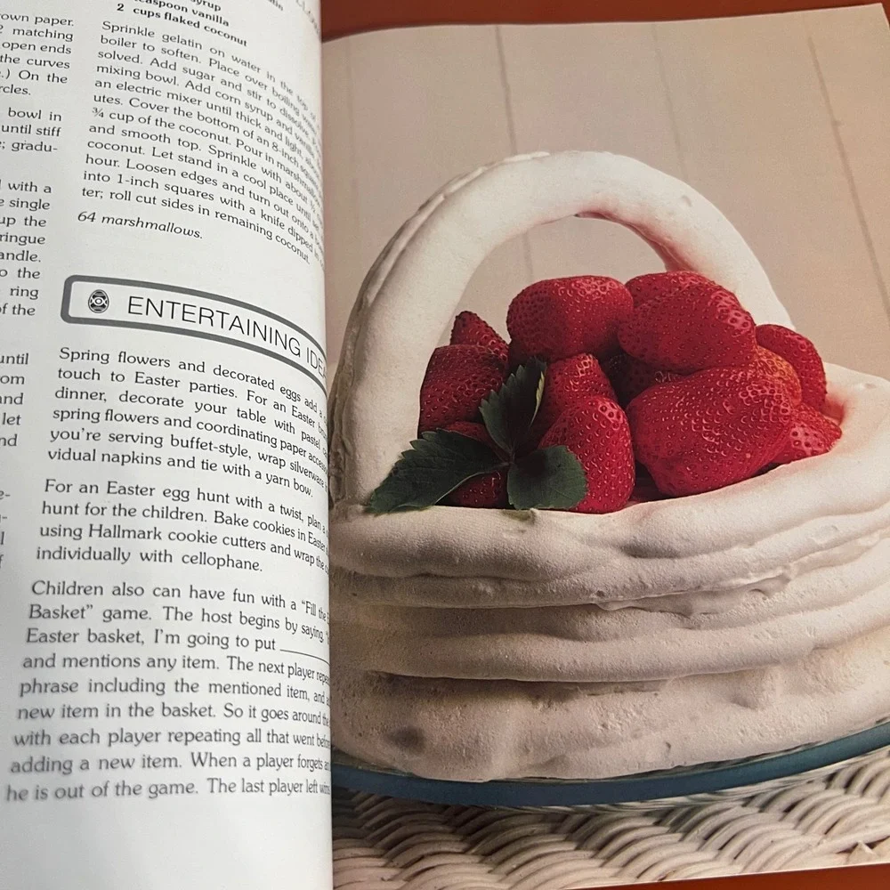 Vintage 1978 Hallmark Holiday Cookbook Retro Recipes Entertaining‎ Ideas 1st Ed
